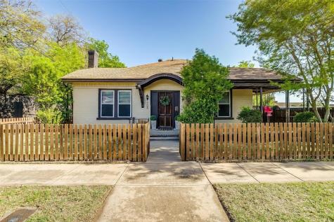 708 W Powell Avenue Fort Worth TX 76110
