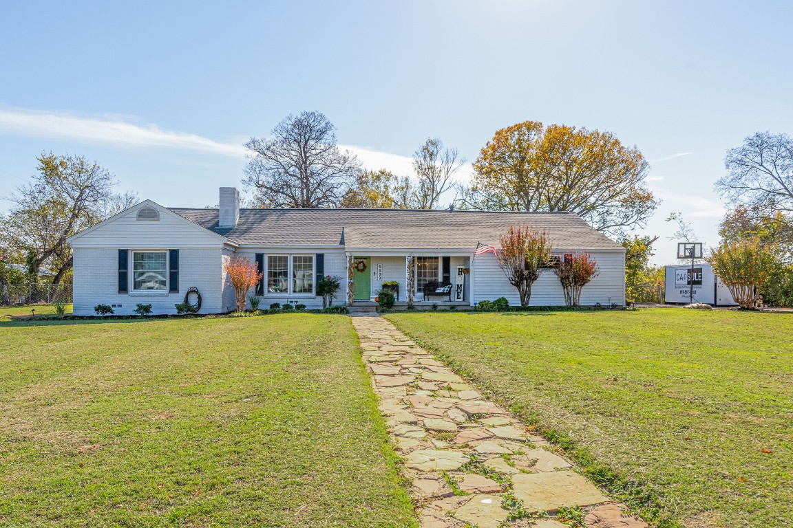 5009 Crown Road Fort Worth TX 76114