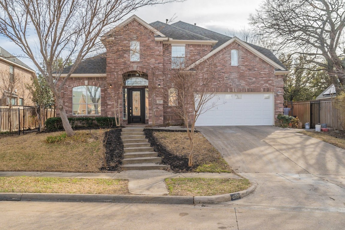 525 Parkcrest Drive Grand Prairie TX 75052