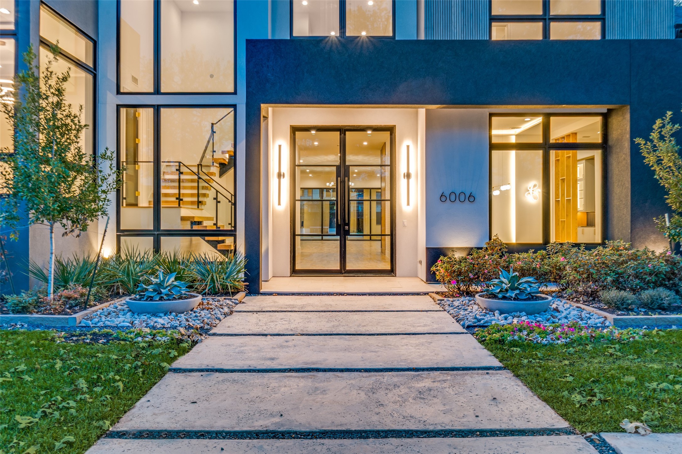 6006 Meadow Crest Dallas TX 75230