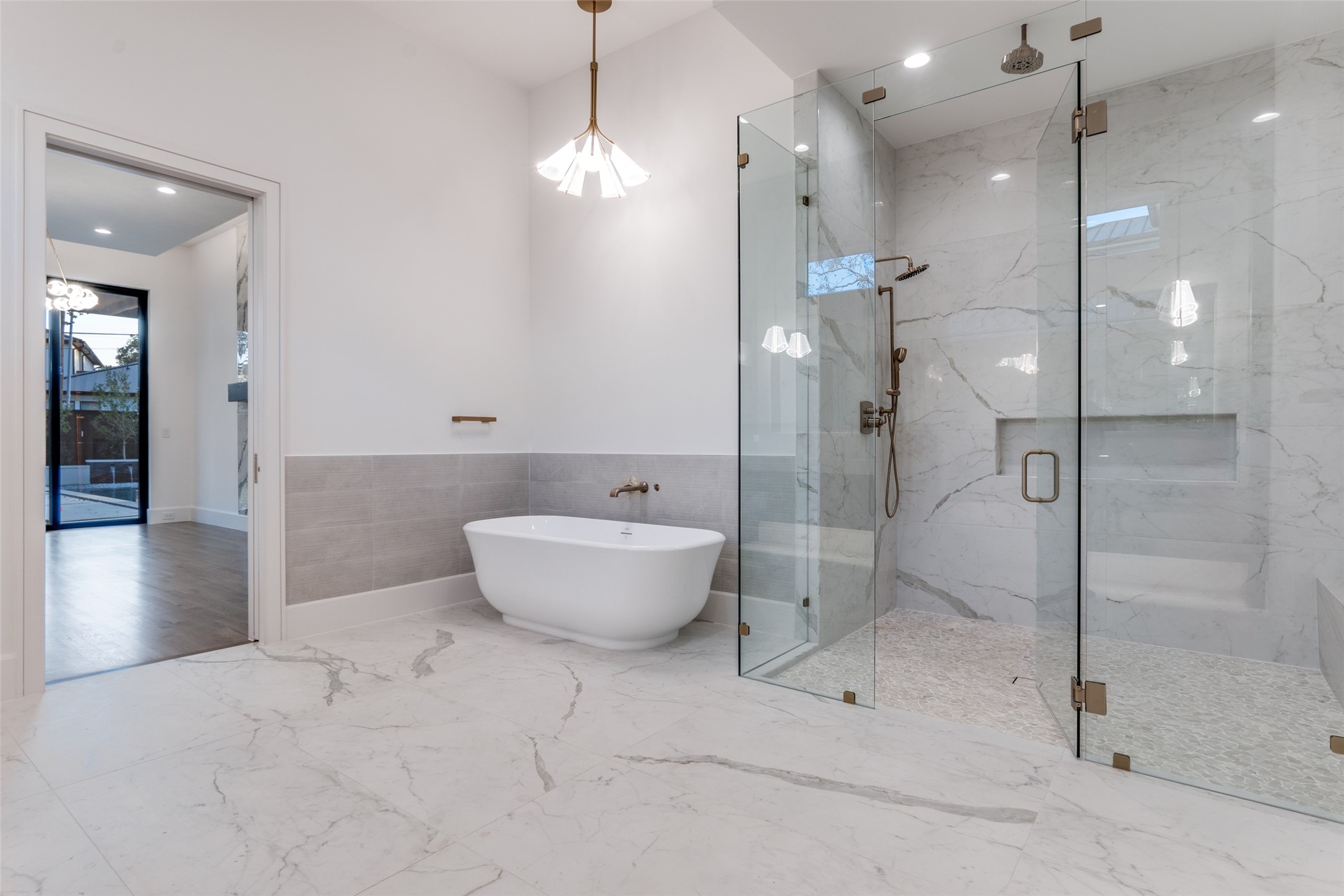 6006 Meadow Crest Dallas TX 75230