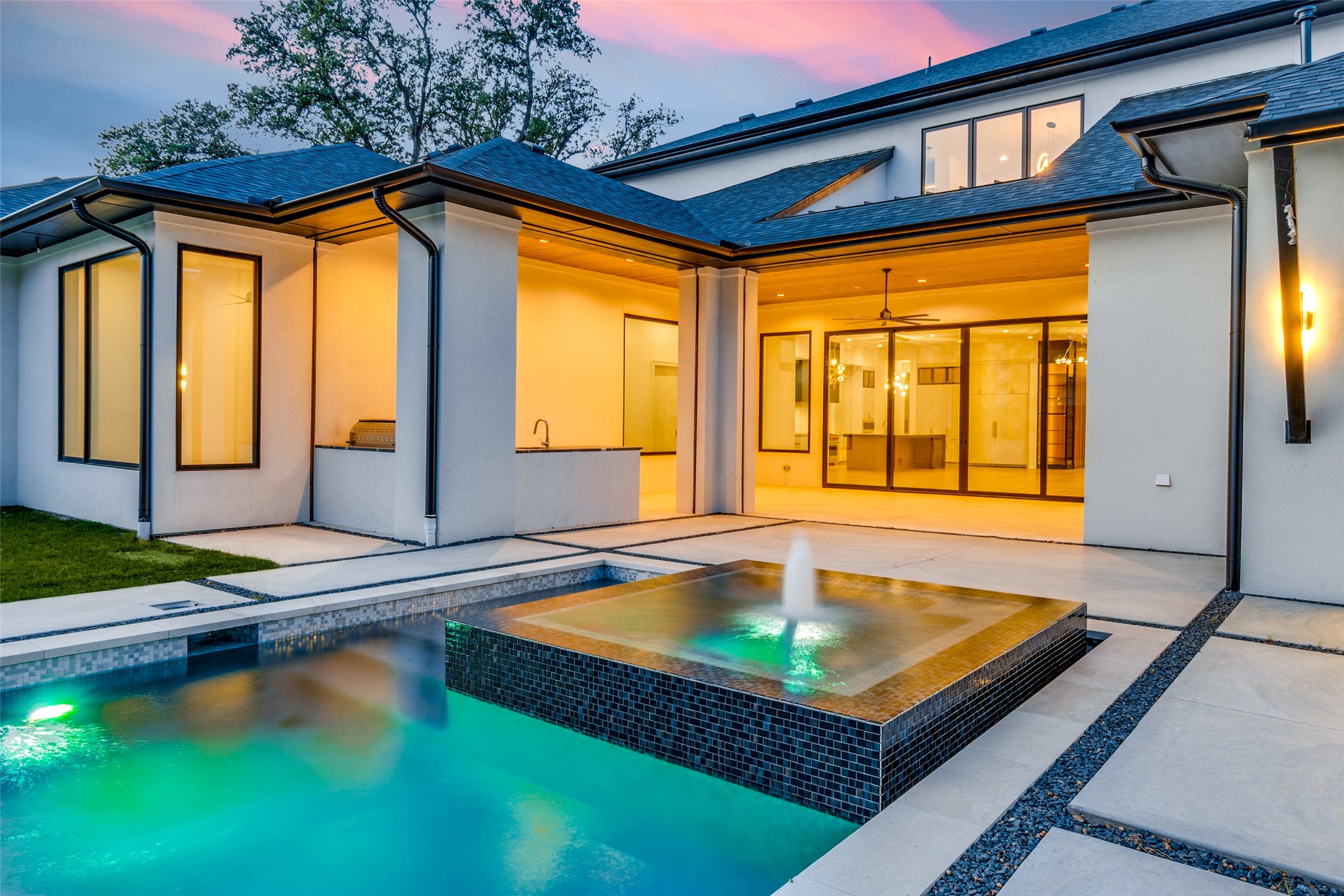6006 Meadow Crest Dallas TX 75230