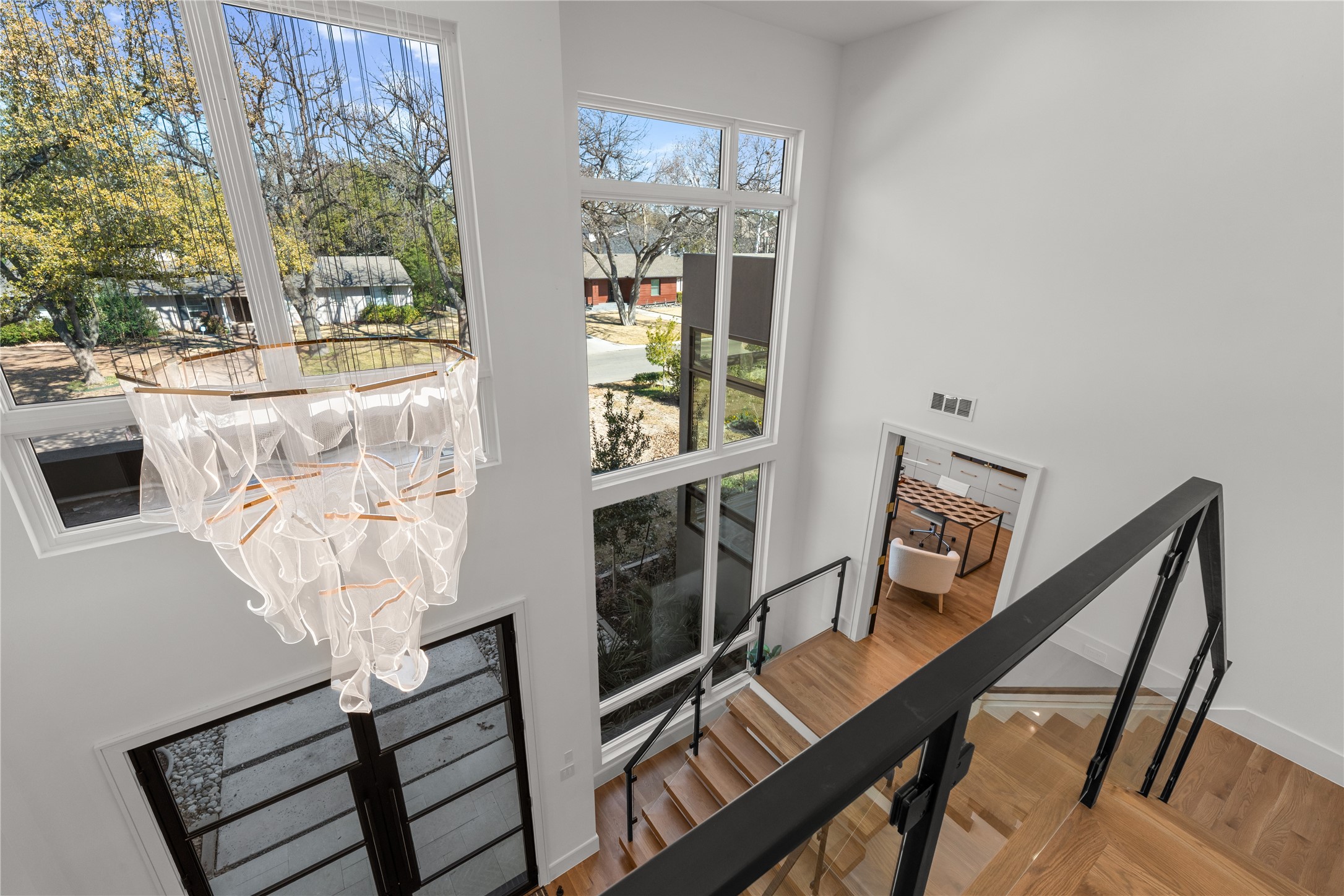 6006 Meadow Crest Dallas TX 75230