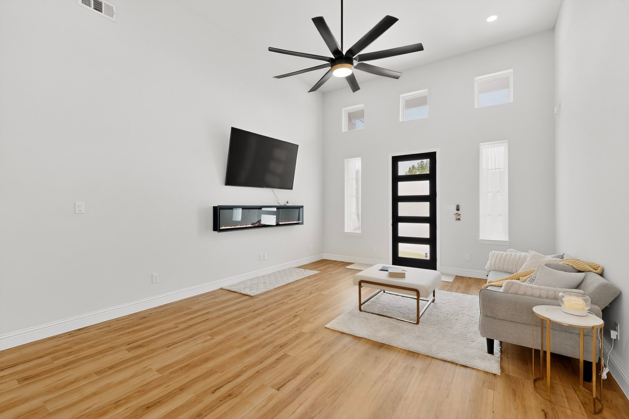 5707 San Jacinto Drive Granbury TX 76048