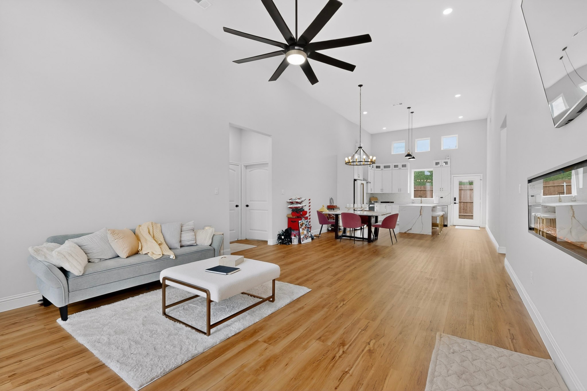 5707 San Jacinto Drive Granbury TX 76048