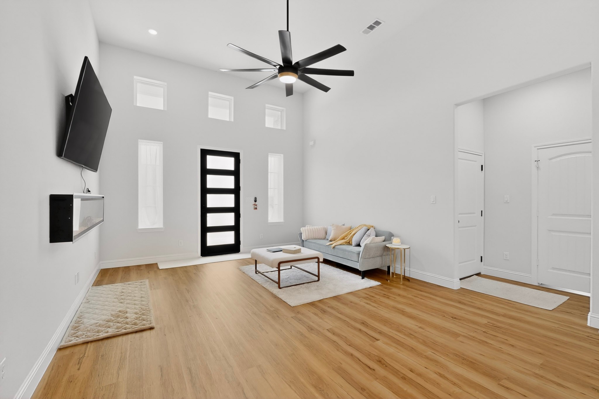 5707 San Jacinto Drive Granbury TX 76048