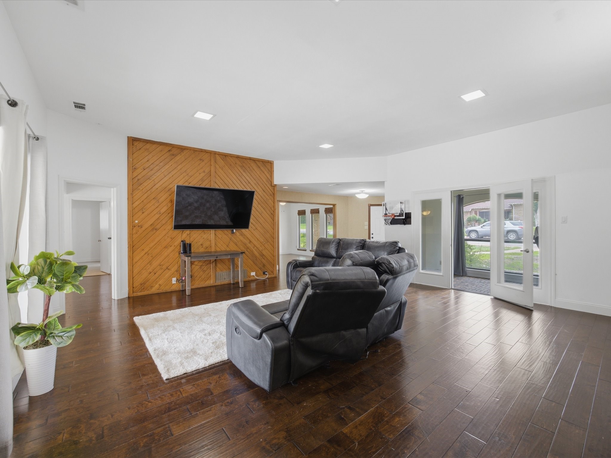 1214 Fawn Ridge Drive Duncanville TX 75137