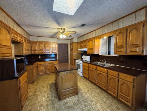 1308 W 12th Street Cisco TX 76437