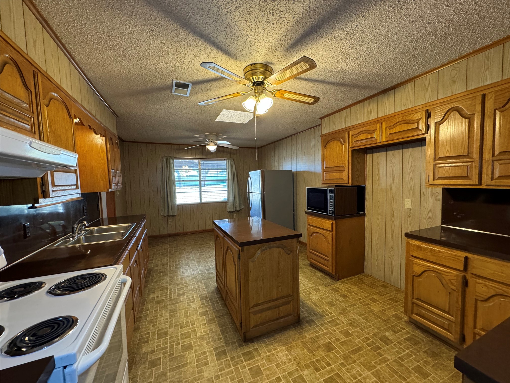 1308 W 12th Street Cisco TX 76437