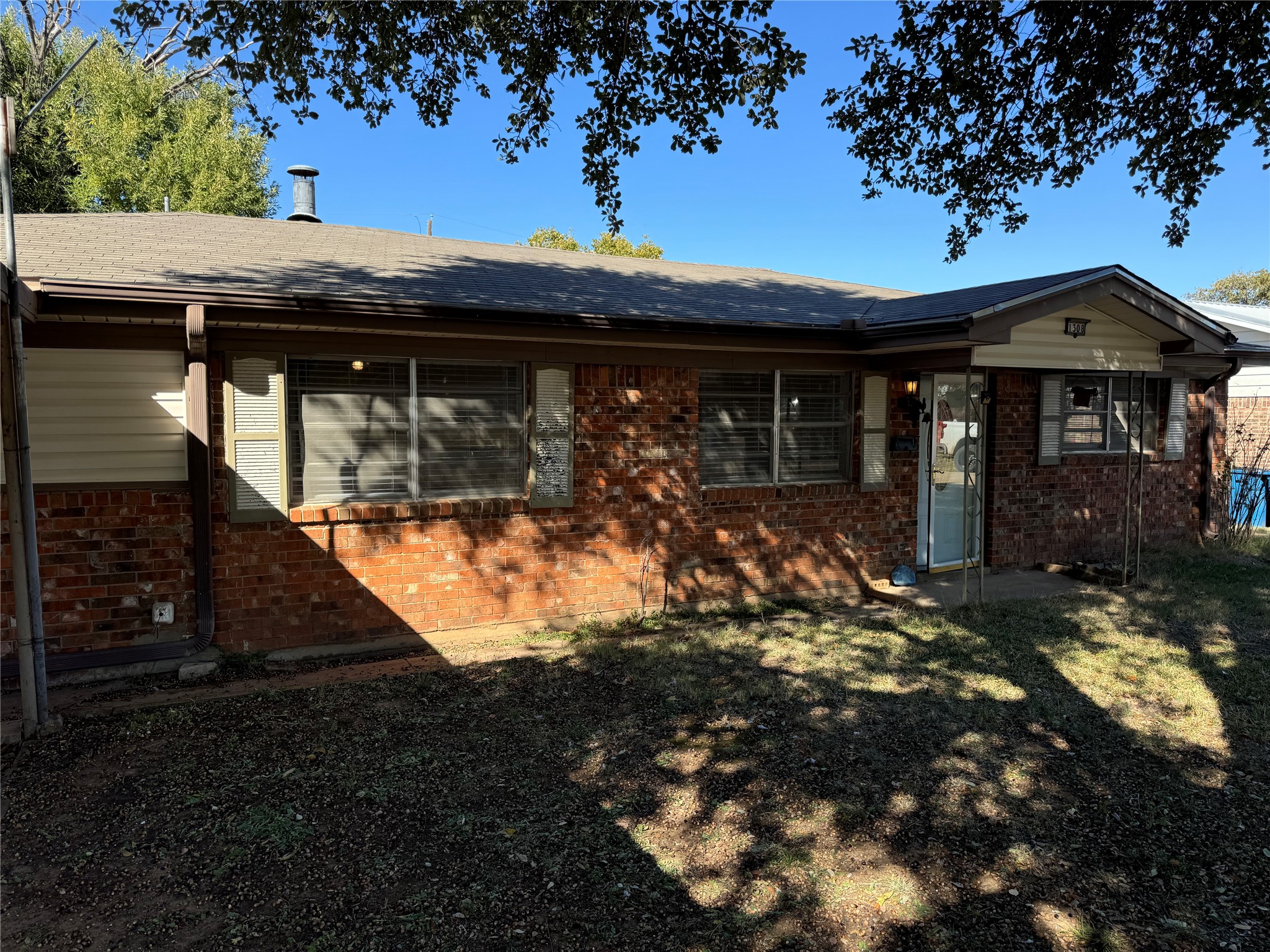1308 W 12th Street Cisco TX 76437