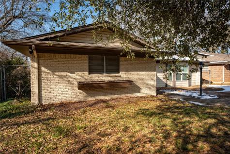980 29th Street SE Paris TX 75460