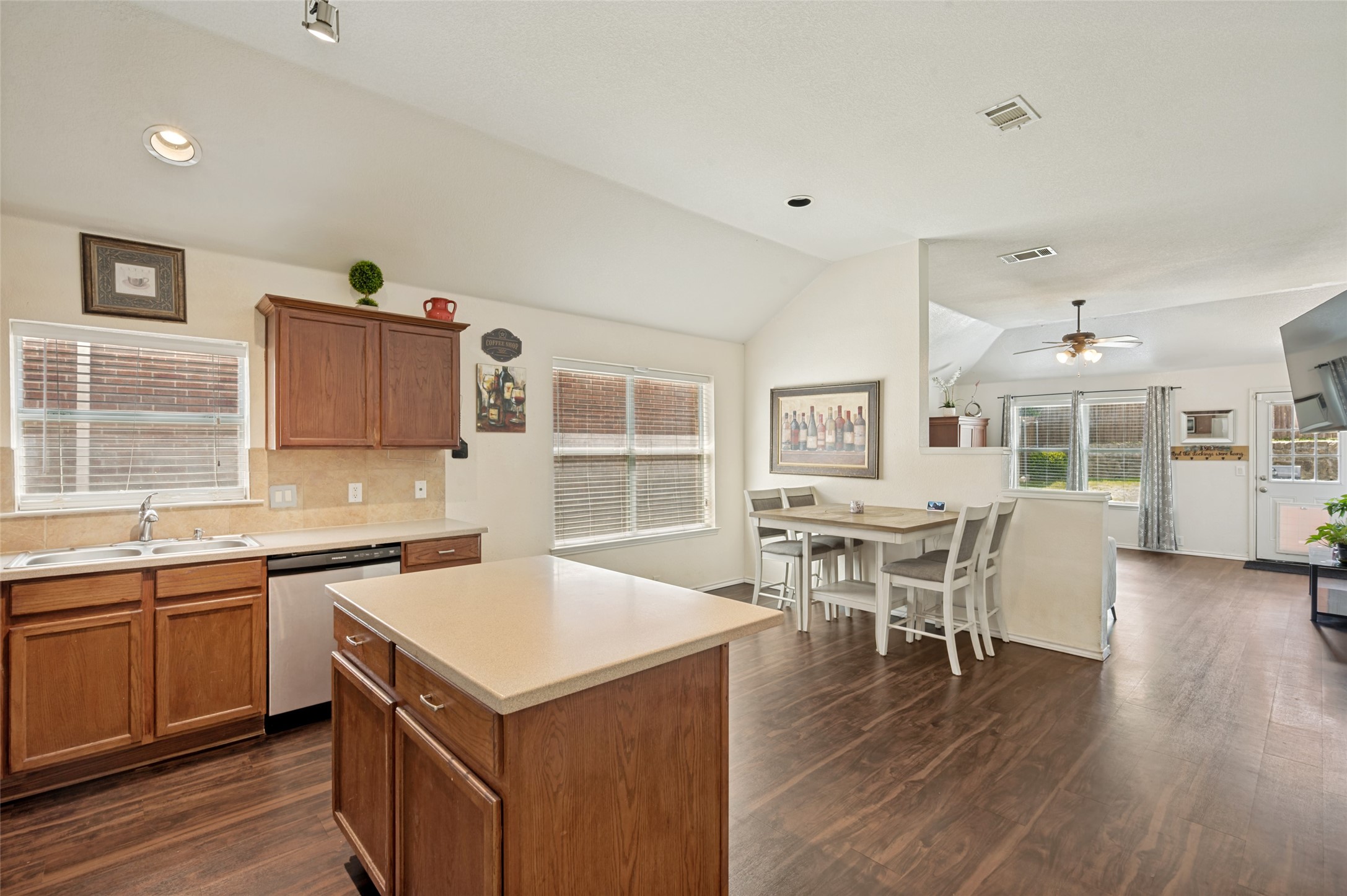 8616 Chisholm Trail Cross Roads TX 76227
