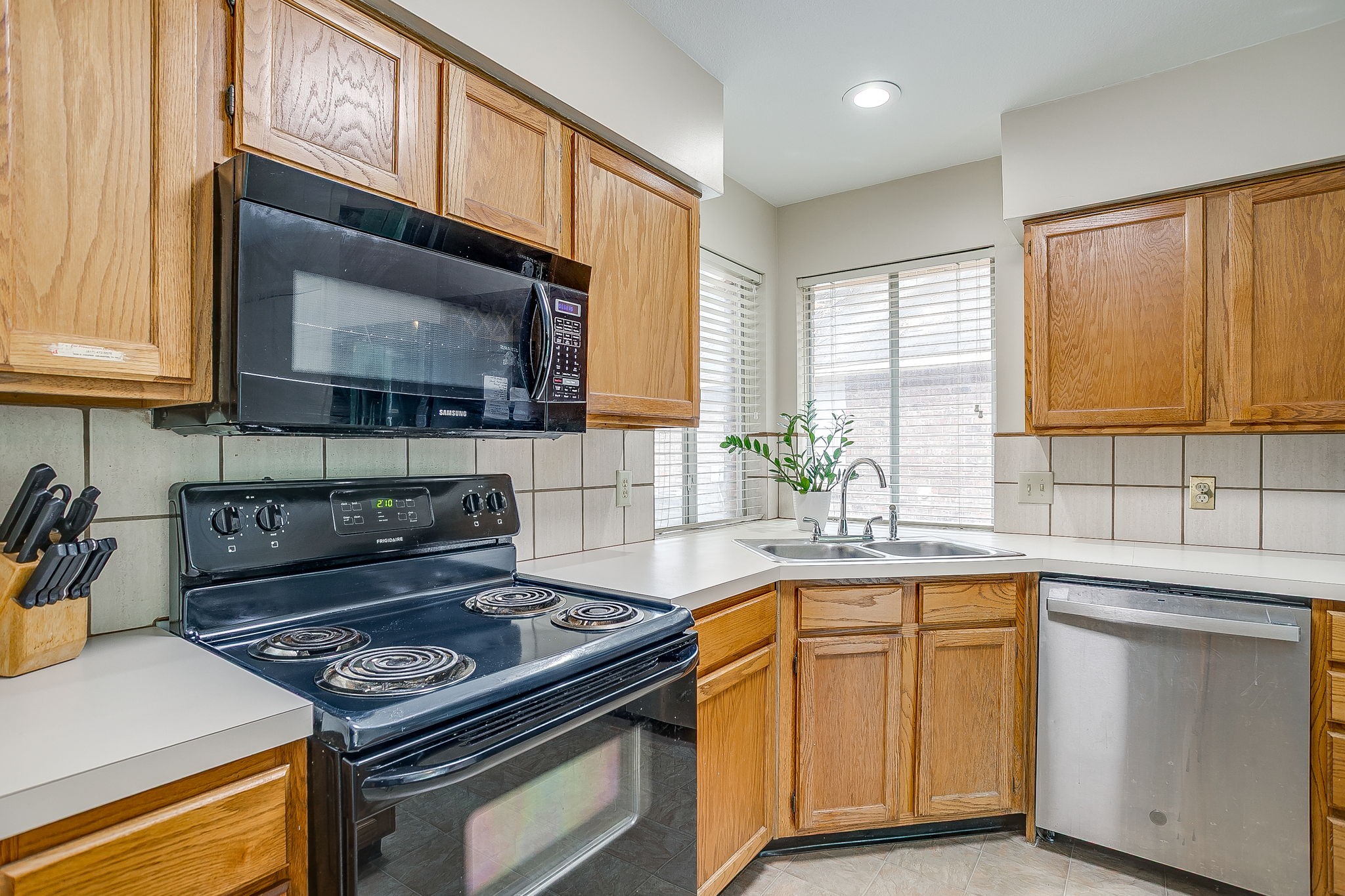 5720 Polo Club Drive Arlington TX 76017