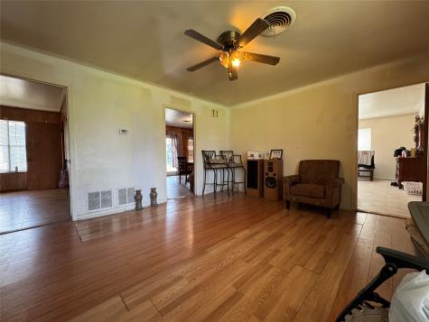 733 Foster Street Marlin TX 76661