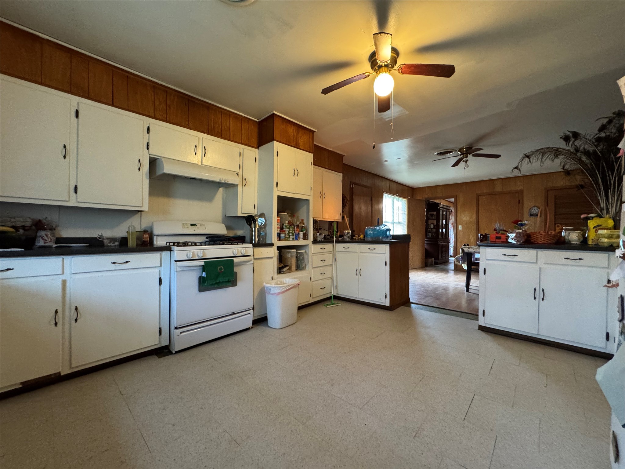 733 Foster Street Marlin TX 76661
