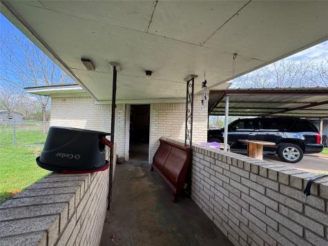 733 Foster Street Marlin TX 76661