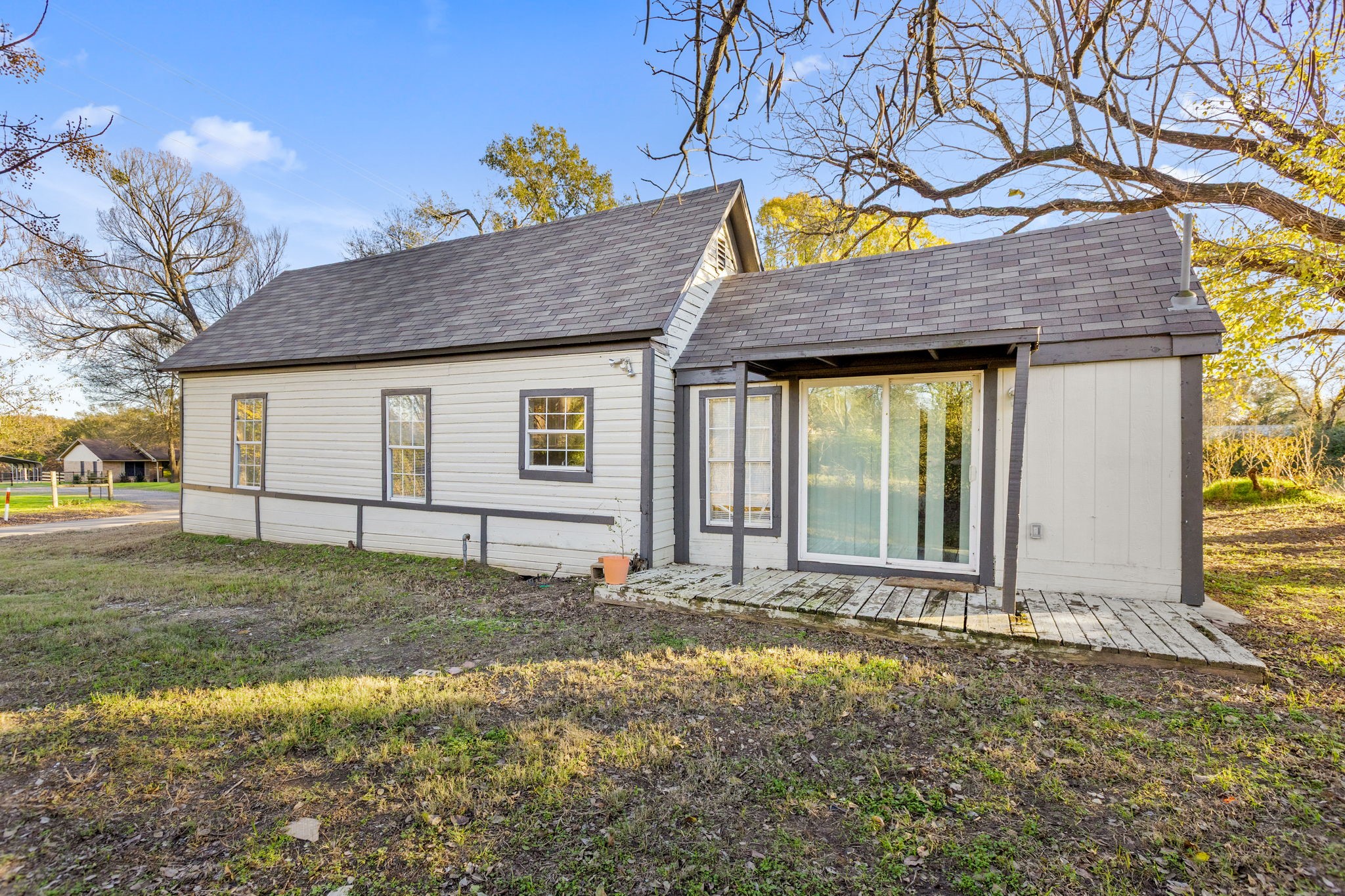 202 S Dunbar Lane Emory TX 75440