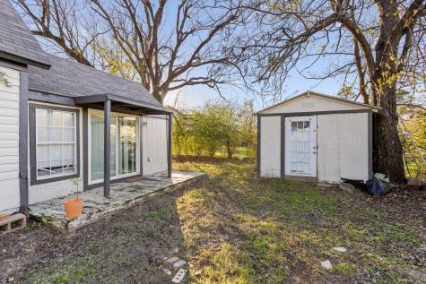 202 S Dunbar Lane Emory TX 75440