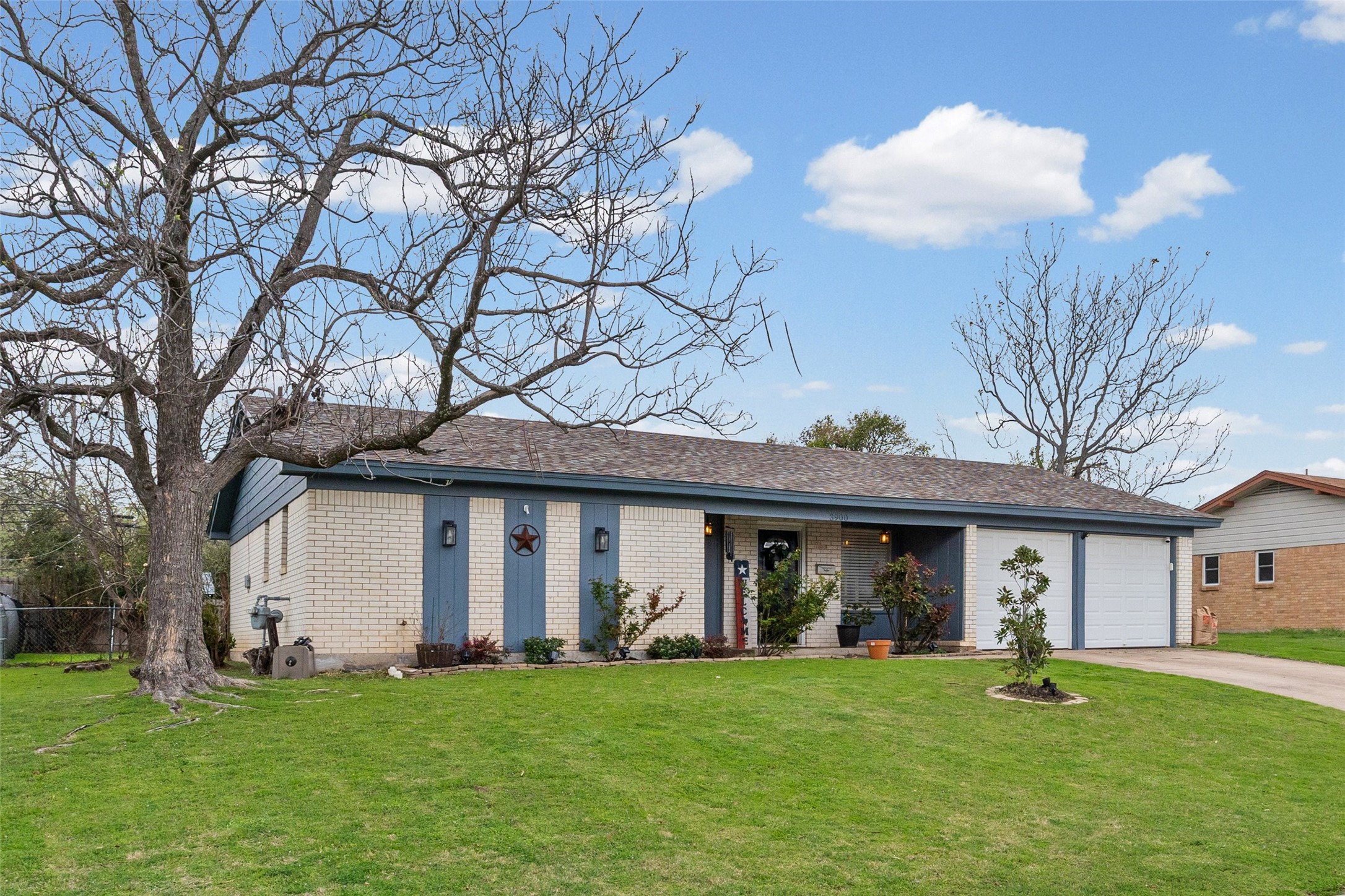 3900 Cresthill Road Benbrook TX 76116