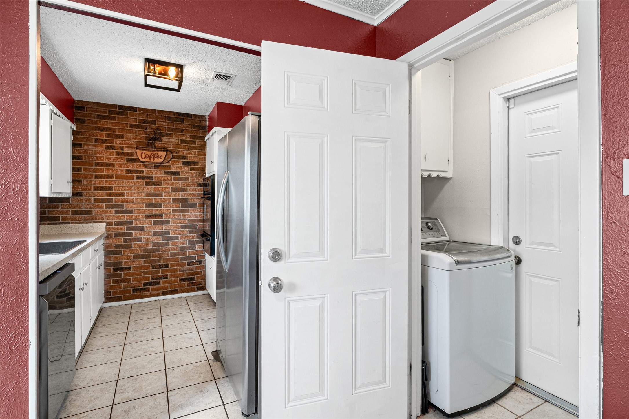 3900 Cresthill Road Benbrook TX 76116