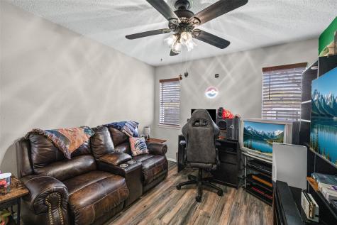 3900 Cresthill Road Benbrook TX 76116