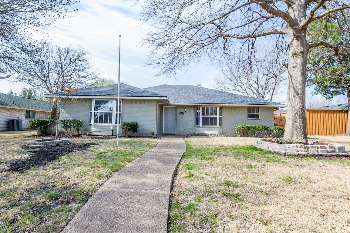 202 Sagebrush Lane Waxahachie TX 75165
