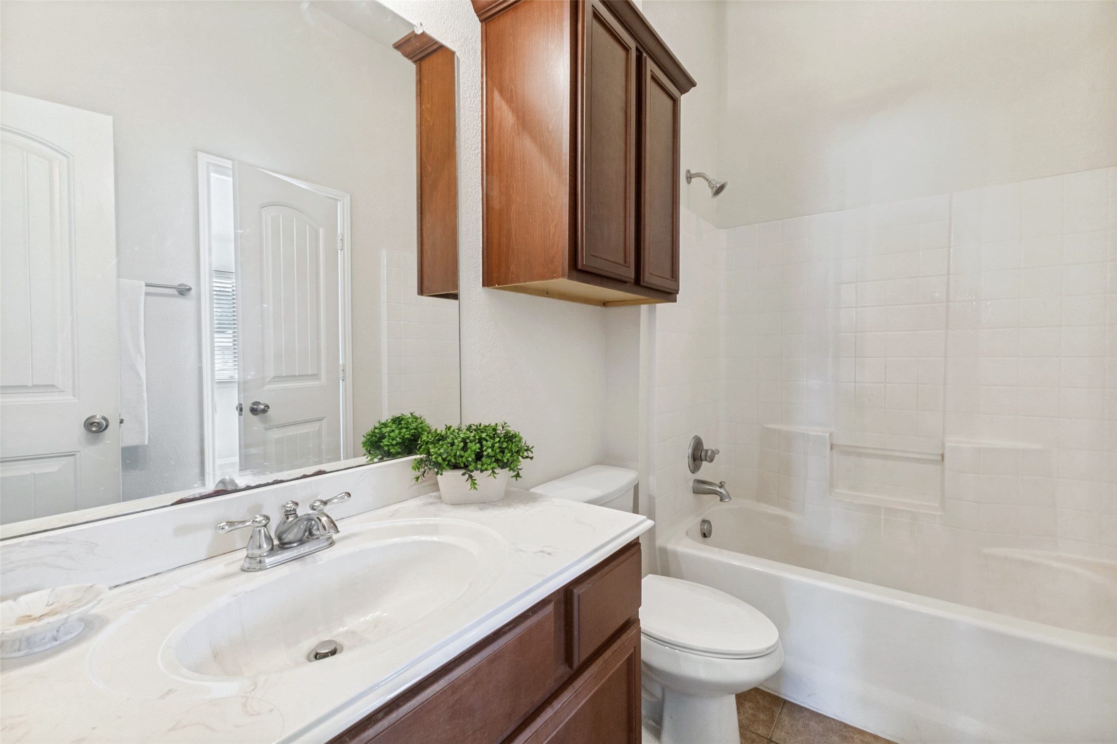 2242 Upcreek Court Dallas TX 75253