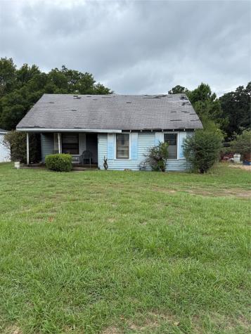 829 N Prairieville Street Athens TX 75751