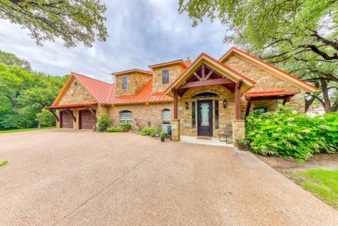 3851 Silver Creek Road Fort Worth TX 76108