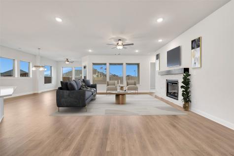 732 Shinnery Oak Way Waxahachie TX 75165