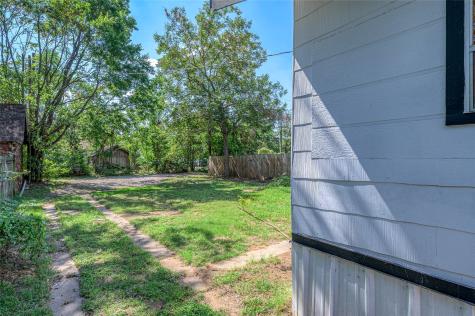 708 W Texas Street Denison TX 75020