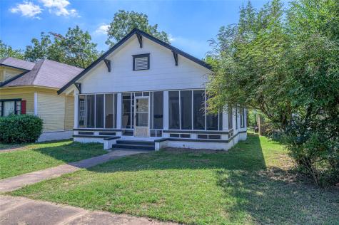 708 W Texas Street Denison TX 75020