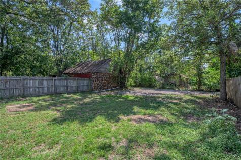 708 W Texas Street Denison TX 75020