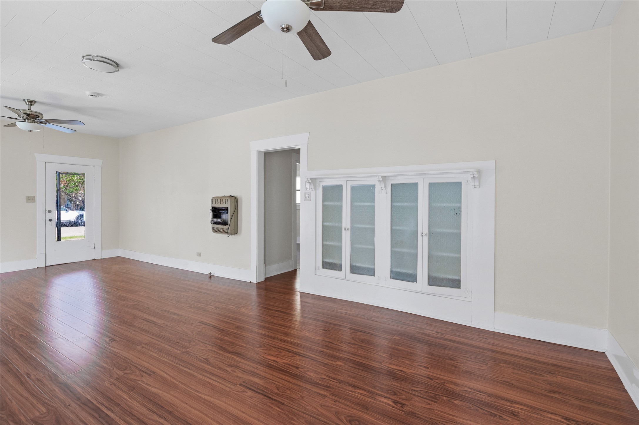708 W Texas Street Denison TX 75020