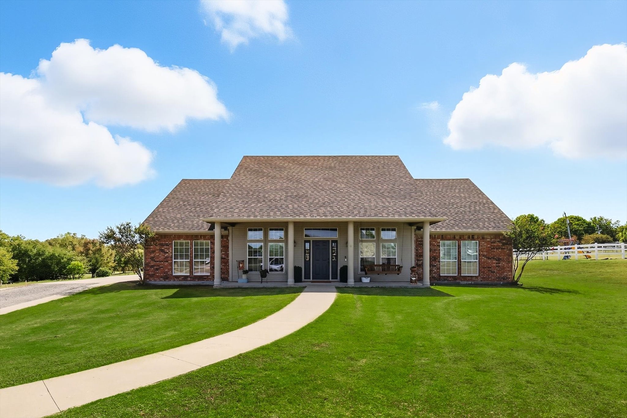 233 Derby Drive Van Alstyne TX 75495