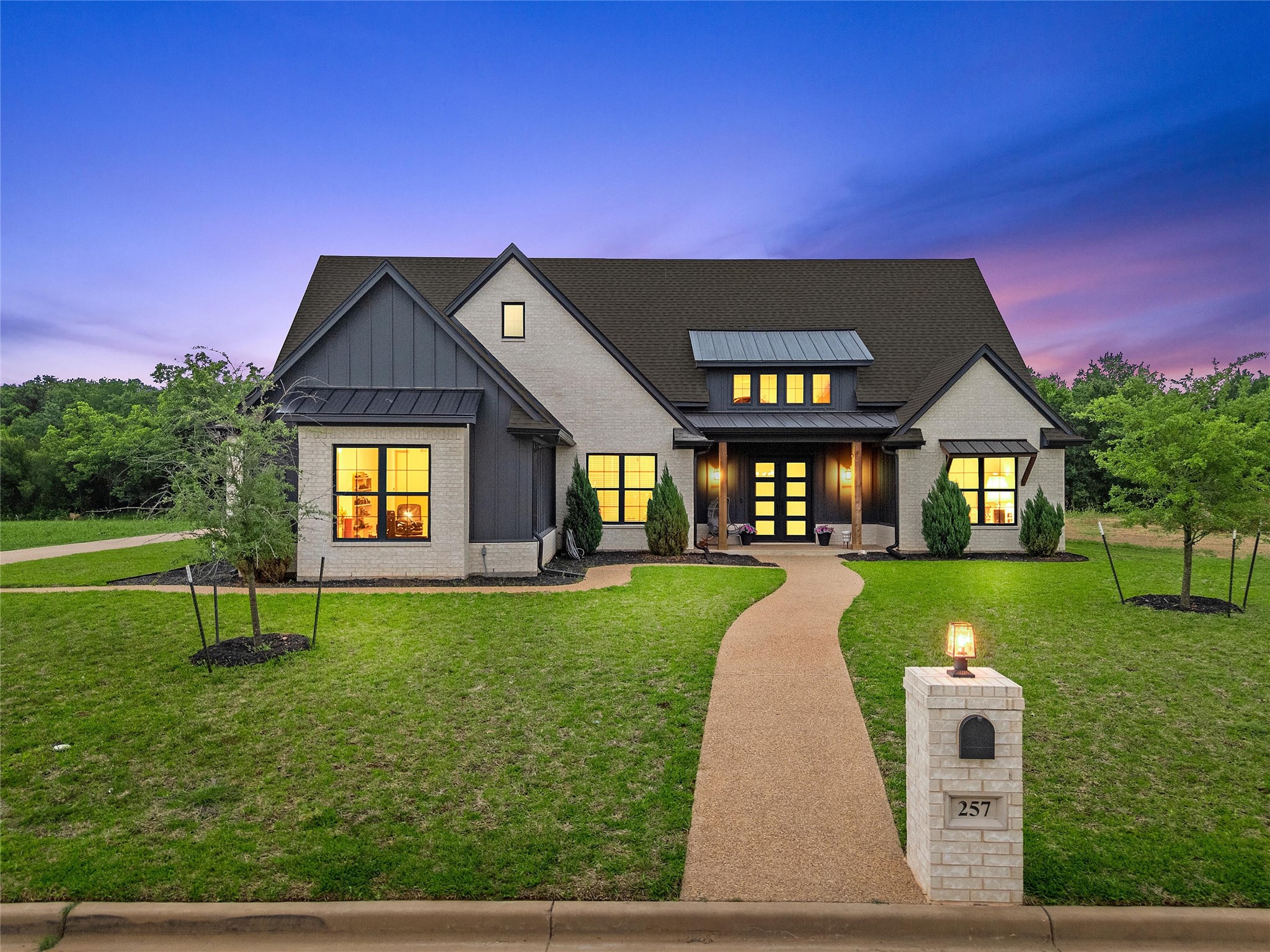 257 Fox Run Lane Robinson TX 76706