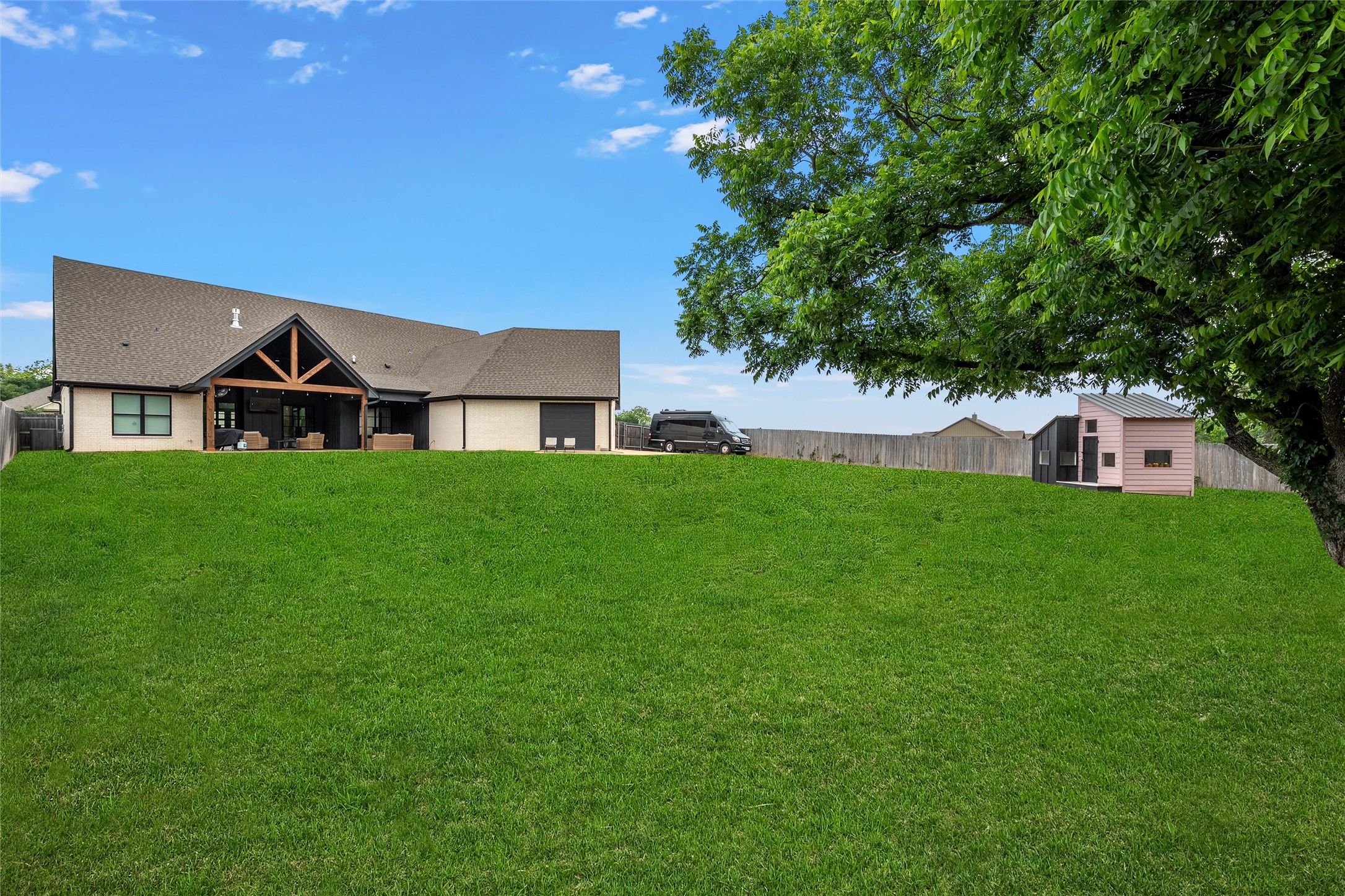257 Fox Run Lane Robinson TX 76706