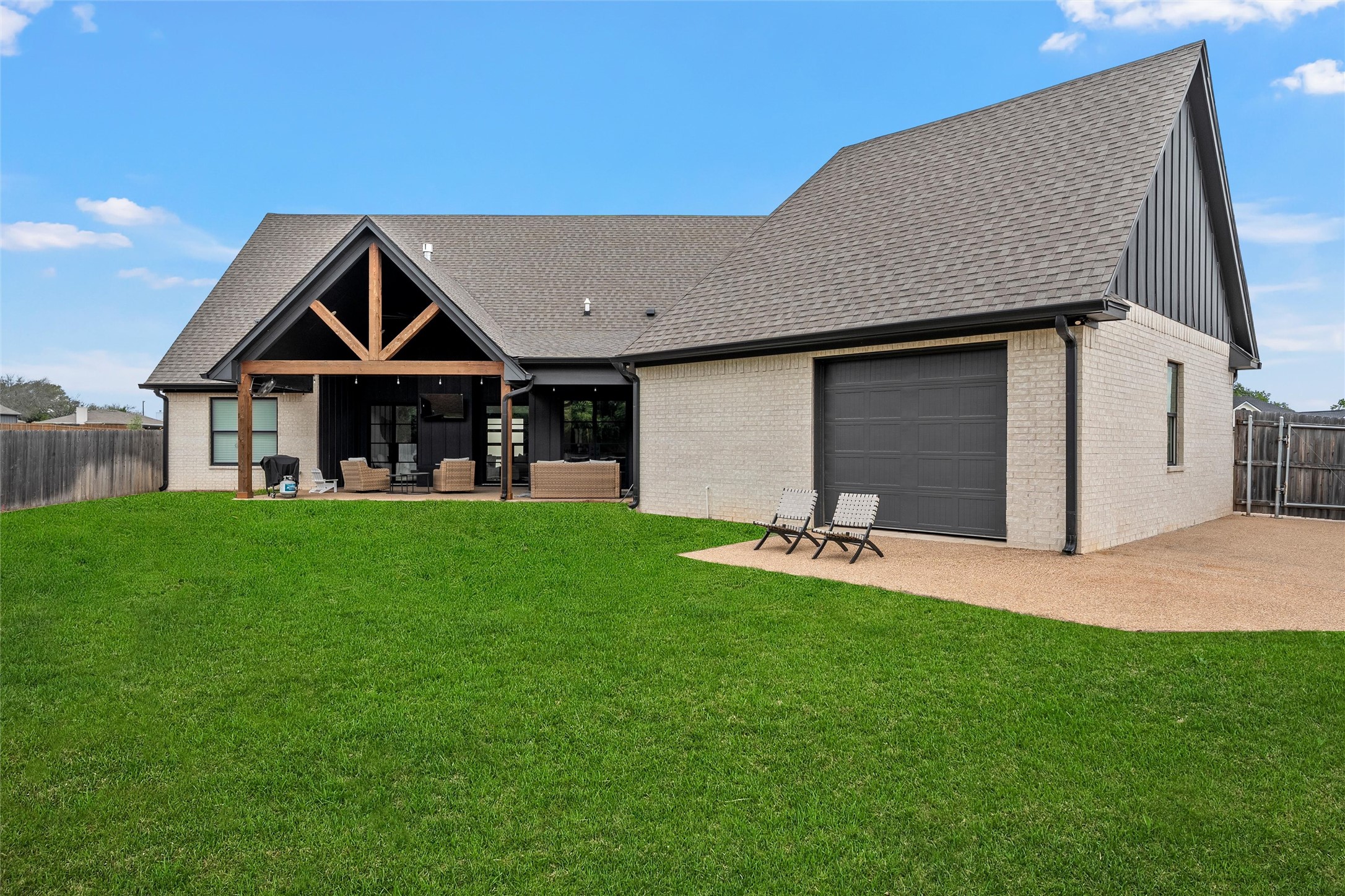 257 Fox Run Lane Robinson TX 76706