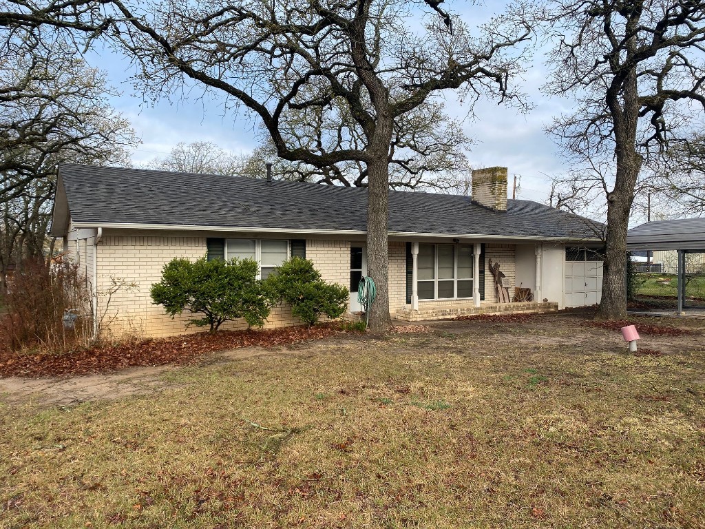 313 Oakwood Street Azle TX 76020
