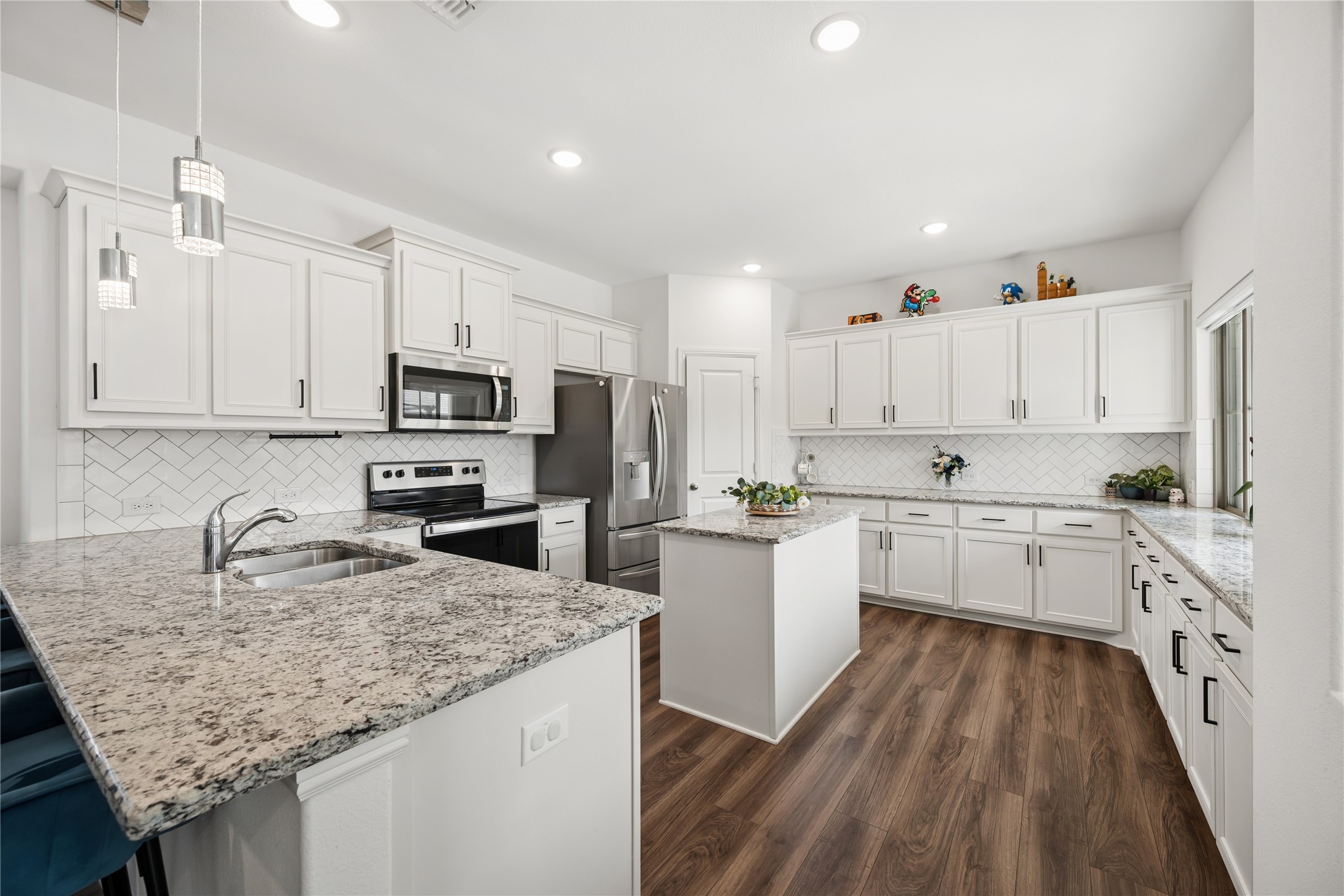 916 Crockett Street Aubrey TX 76227