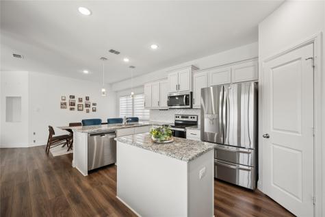 916 Crockett Street Aubrey TX 76227