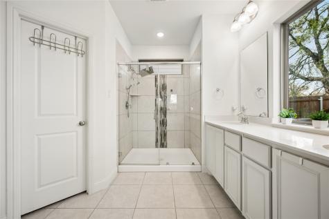 916 Crockett Street Aubrey TX 76227