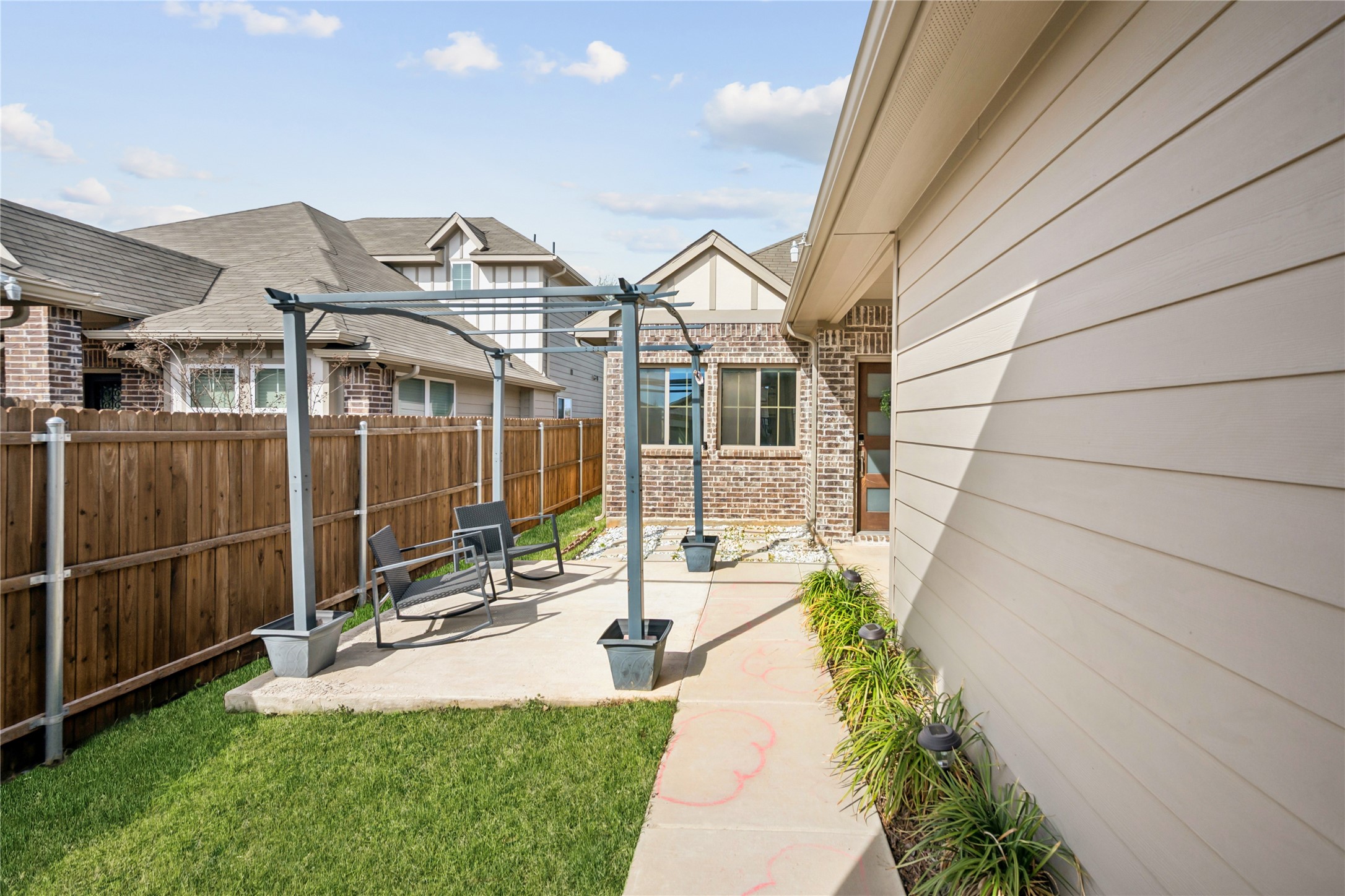 916 Crockett Street Aubrey TX 76227
