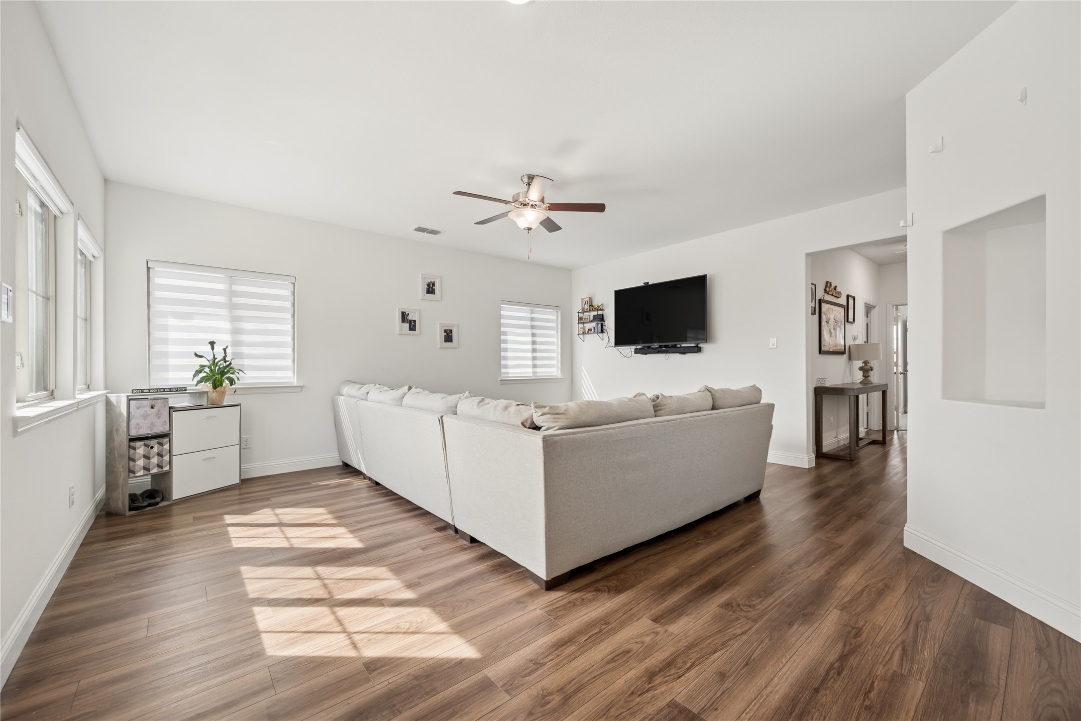 916 Crockett Street Aubrey TX 76227