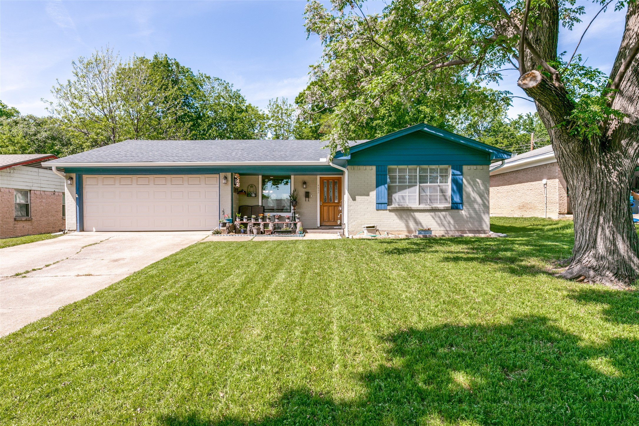 8605 Graywood Drive Dallas TX 75243