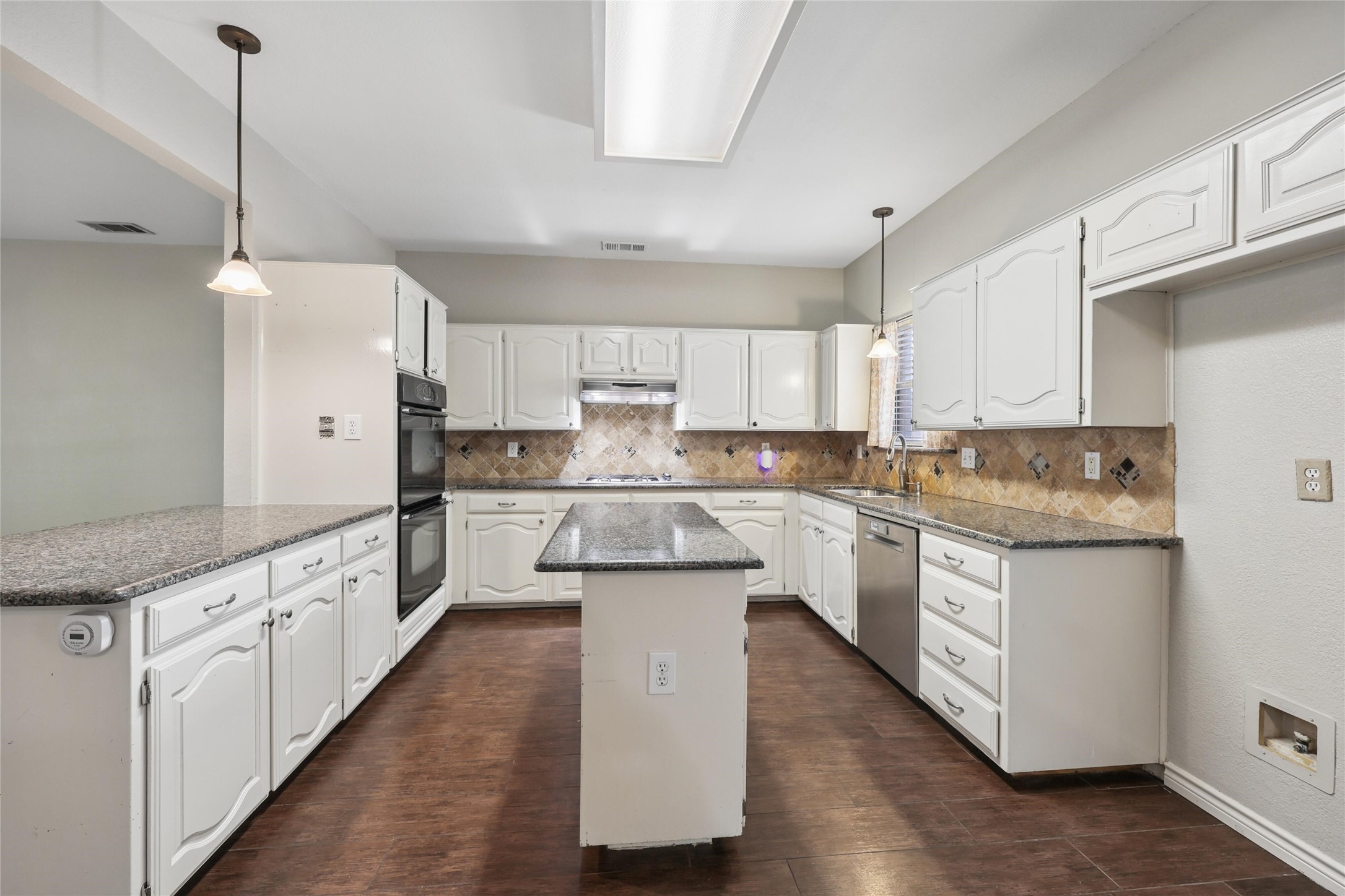 828 Rockefeller Lane Allen TX 75002