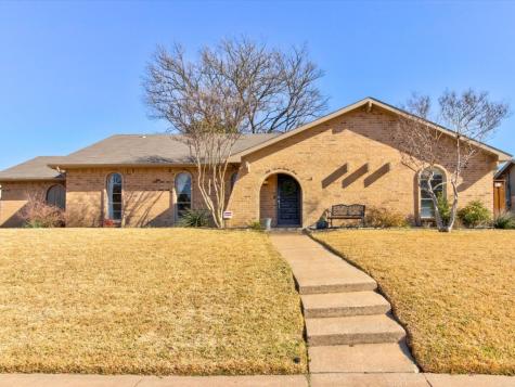 6733 Hunters Ridge Drive Dallas TX 75248