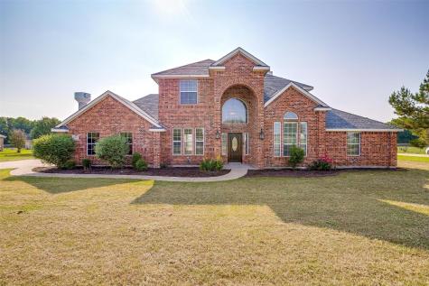 1904 Buckskin Road Crowley TX 76036