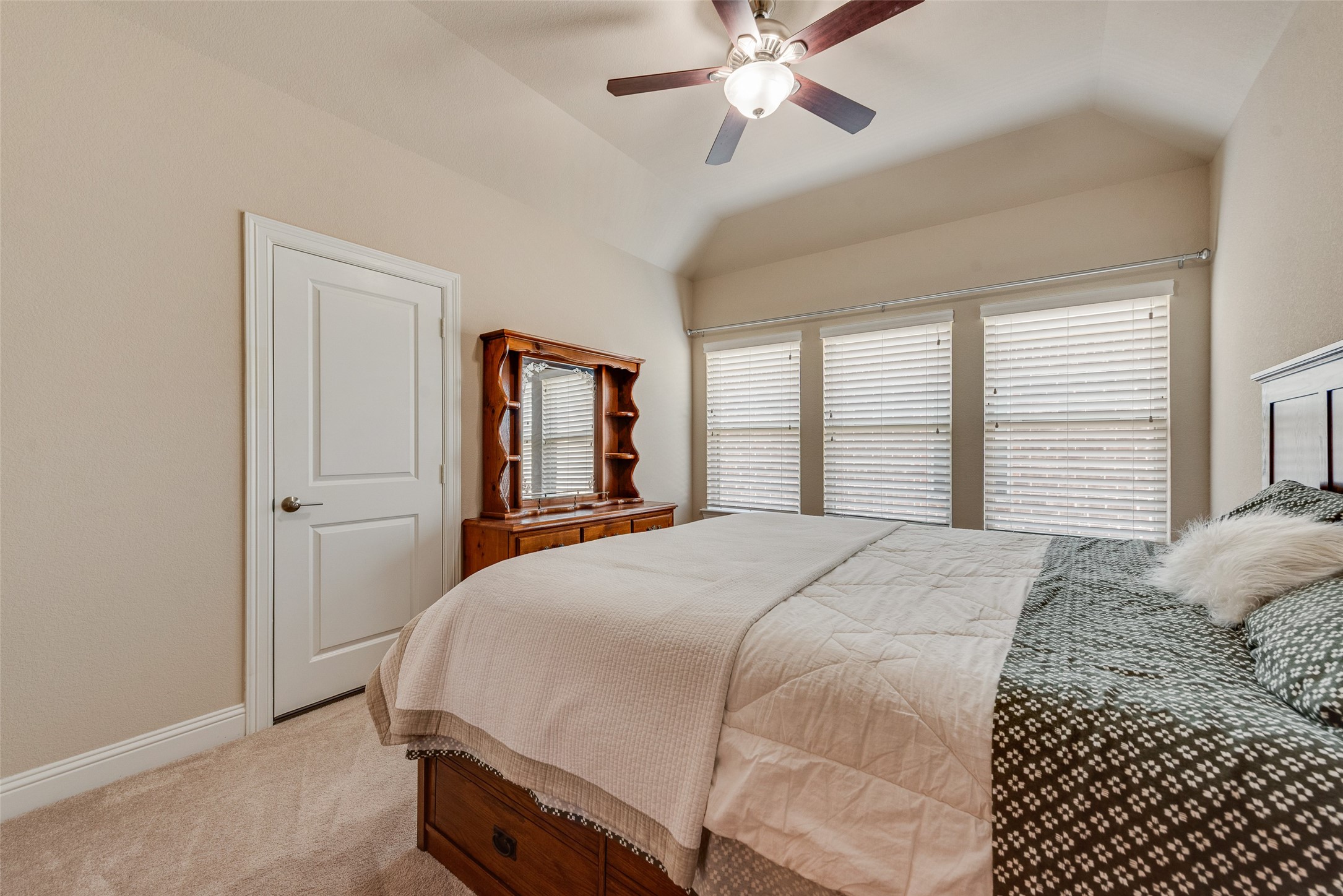 402 Ridgewood Drive Lewisville TX 75067