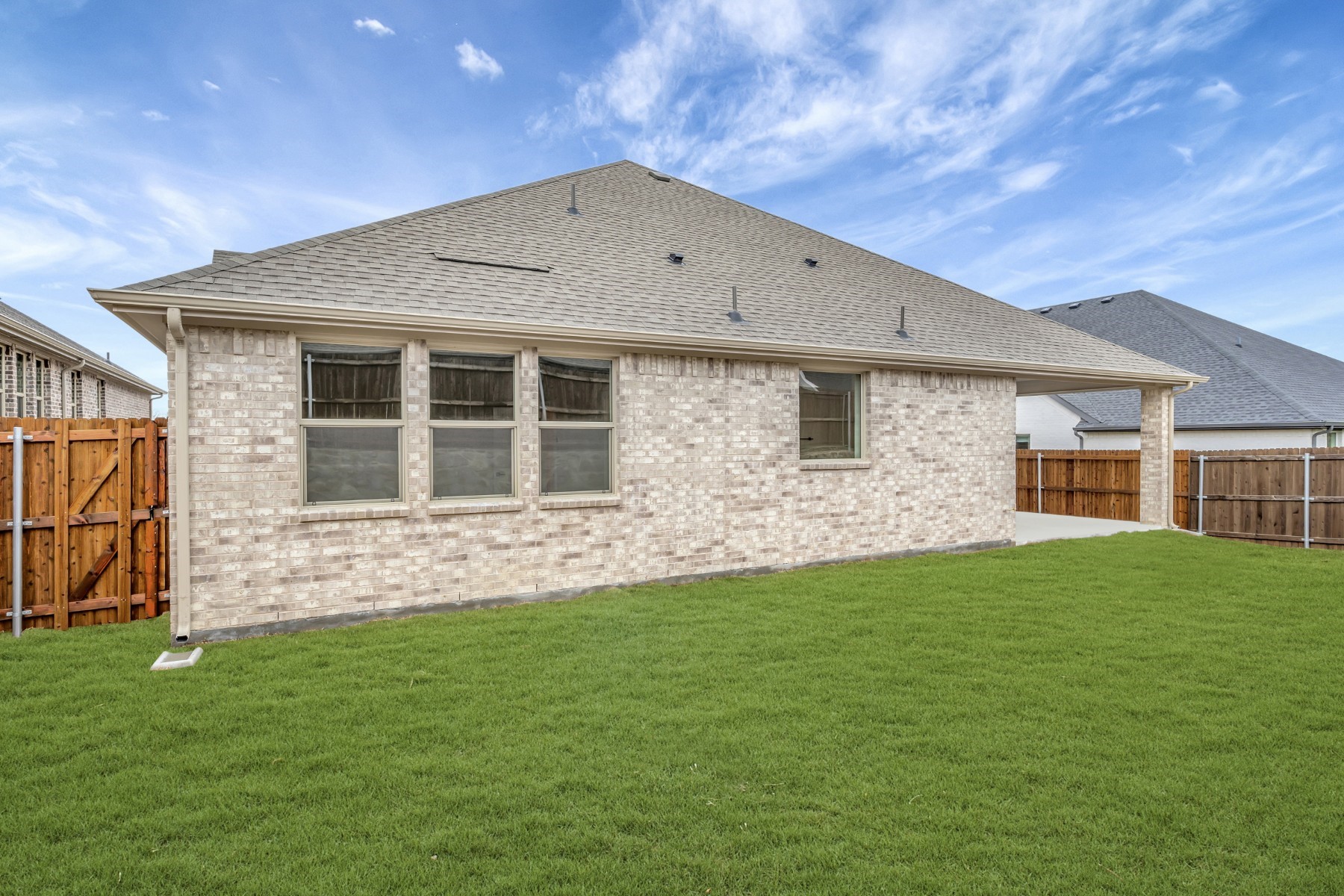 707 Emerald Heights Lavon TX 75166